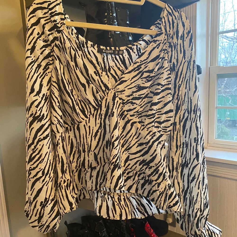 Misguided blouse - Picture 2 of 3